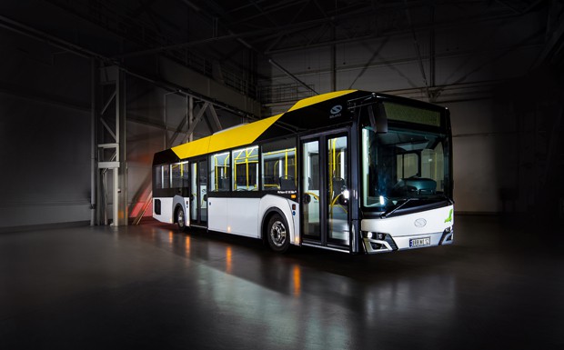 Czechbus Prag 2018: Solaris zeigt zwei Busse