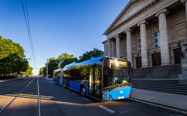 50 Solarisbusse für Schweden
