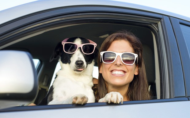 Ohne Sonnenbrillen ermüden Fahrer schneller