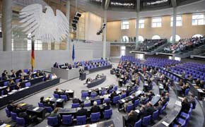 Bundestag debattiert über Finanzierung der Verkehrsinfrastruktur