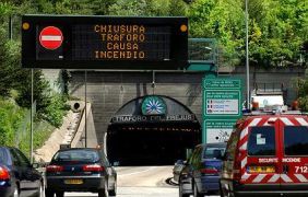 Italienische Staatsbahnen geben Service "Autostrada Ferroviaria Alpina" auf 