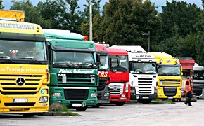 AvD: Parkplatzmangel für Lastwagen ist Sicherheitsrisiko