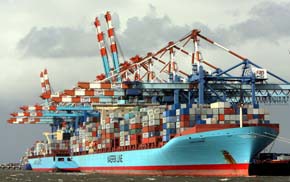Containerverkehr: Neue Marktbedingungen setzen Asien-Tarife unter Druck