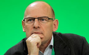 Kretschmann weist Verkehrsminister in die Schranken