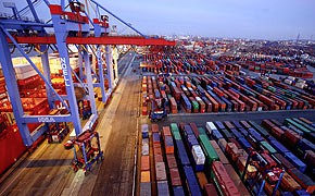 Hamburg: Hafenfinanzierung nachhaltig gesichert