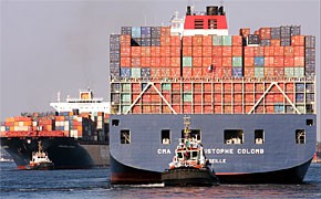 Hafen Hamburg: Immer mehr Großcontainerschiffe kommen 