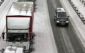 Österreich: Generelle Winterreifenpflicht für LKW
