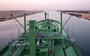 Angestellte des Suez-Kanals streiken