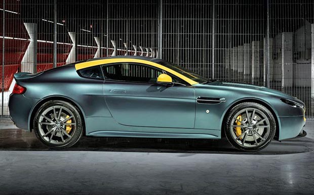 V8 Vantage N430: Aston Martin für die Rennstrecke