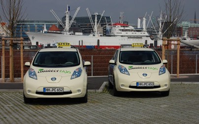 Nissan: E-Taxi-Flotte für Hamburg