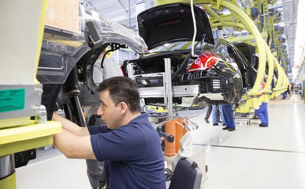 Halbjahr: Produktionsrekord bei Mercedes-Benz