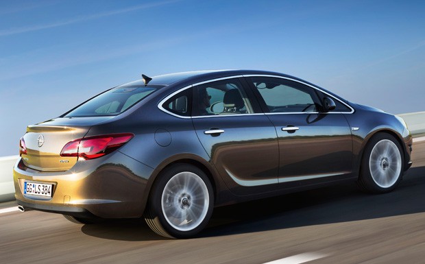 Karosserievariante: Opel Astra Stufenheck jetzt bestellbar