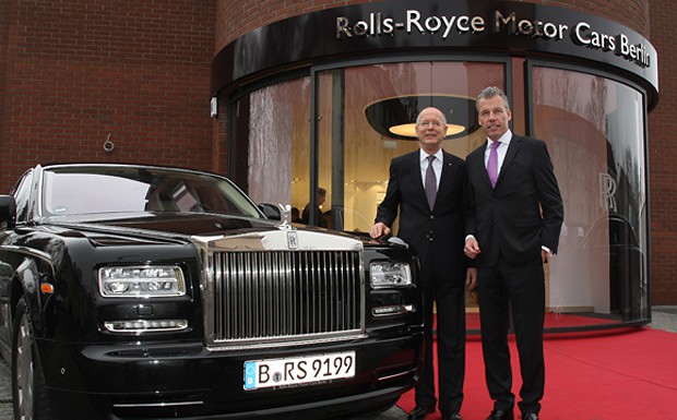 Rolls-Royce Berlin: Promi-Auflauf bei Showroom-Eröffnung