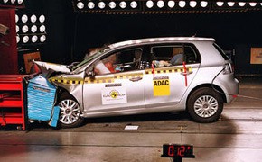 EuroNCAP-Crashtest: Viel Lob und wenig Tadel beim Massencrashtest