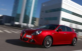Alfa Romeo: Doppelkupplungs-Getriebe und neuer Diesel