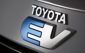 Toyota und Tesla: E-Fahrzeug bis 2012