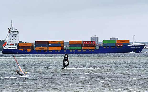EU stellt Kartellverfahren gegen Schiffsgenossenschaften ein