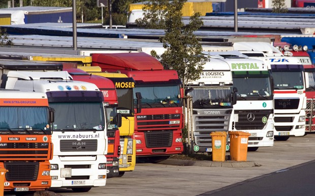 NRW erweitert Angebot an LKW-Parkplätzen