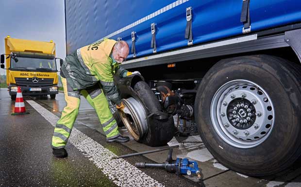 ADAC TruckService bietet neue Varianten von Fahrzeugschutz an