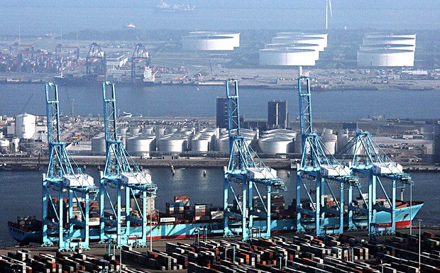 Umschlag im Rotterdamer Hafen gestiegen