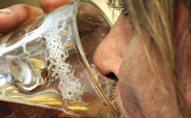 Experten für generelles Alkoholverbot am Steuer