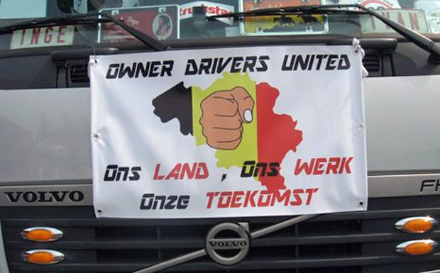 LKW-Protestfahrt auf Belgiens Autobahnen
