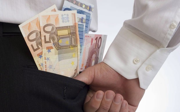 Gehälter in Deutschland steigen 2015 um gut drei Prozent