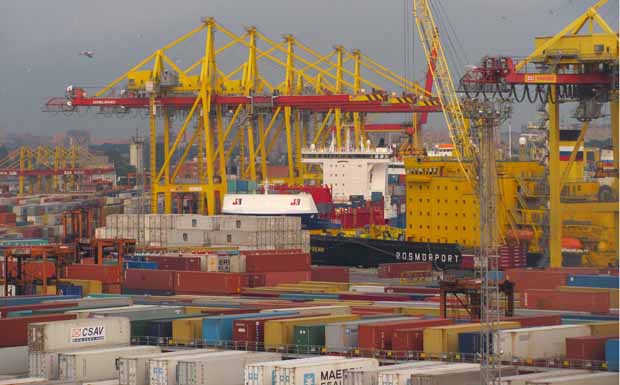 First Container Terminal in St. Petersburg handelt eine Million TEU 