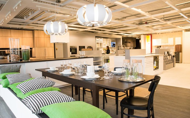 IKEA richtet Abholstationen für Online-Kunden ein