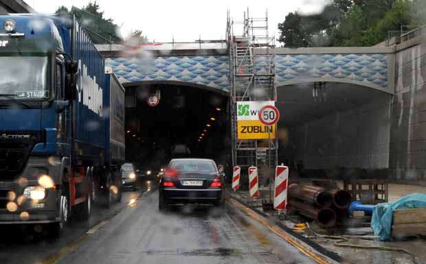 Rendsburger Kanaltunnel: Oströhre ab Wochenende wieder frei