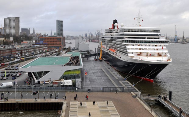 Hamburg: Gespräche über Kreuzfahrtterminal mitten im Hafen