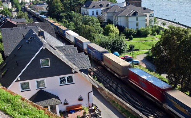 Maßnahmenpaket gegen Bahnlärm im Mittelrheintal