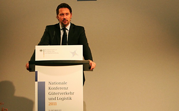 Bund will Deutschland als Logistikdrehscheibe stärken