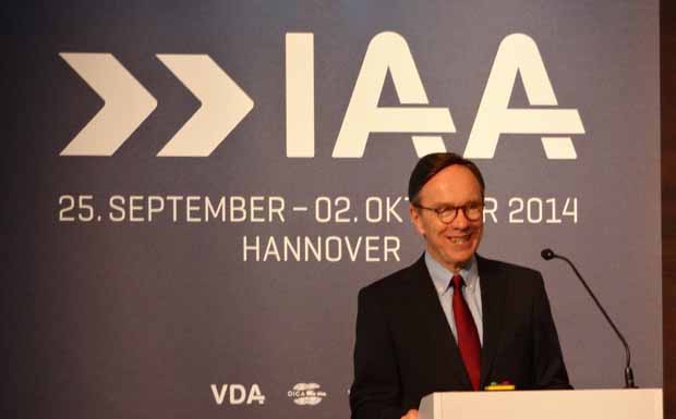 VDA erhöht Prognose für deutschen LKW-Markt 