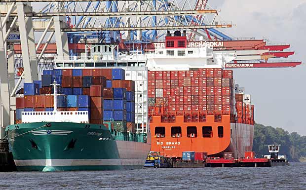 Hafen Hamburg: Abstand zum Vorkrisenergebnis verkürzt sich weiter