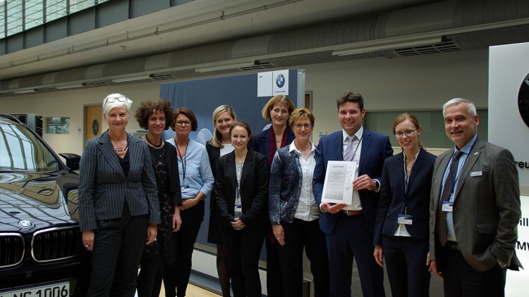 Gütegemeinschaft Service: Erstes Zertifikat für BMW