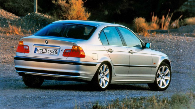 Airbag: BMW holt 1,6 Millionen ältere 3er in die Werkstatt