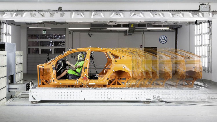 Fahrzeugsicherheit: Neue Crashtestanlage bei VW