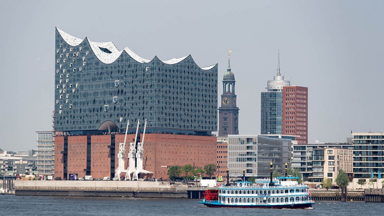 ITS-Weltkongress eröffnet: Hamburg als "Reallabor" für Mobilität der Zukunft