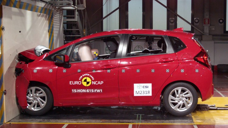 Euro-NCAP-Crashtest: Drei mal fünf Sterne