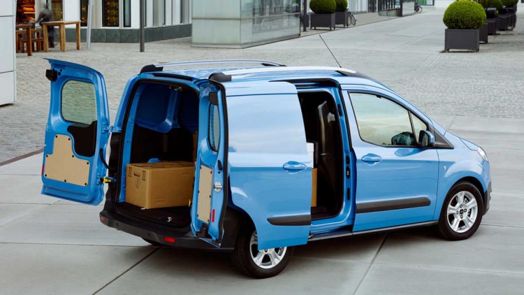 Ford Transit Courier: Kleintransporter startet bei 11.990 Euro