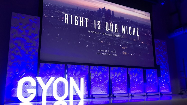 Auto-Start-up Gyon: Fixiert auf die Nische