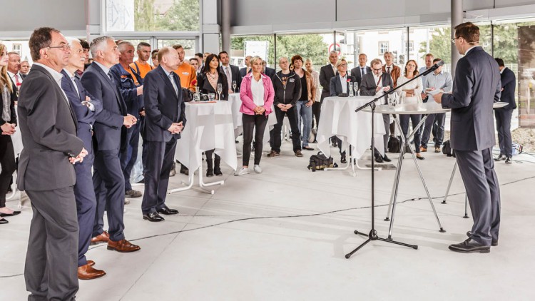 Porsche-Zentrum: Hahn Gruppe feiert Richtfest in Böblingen