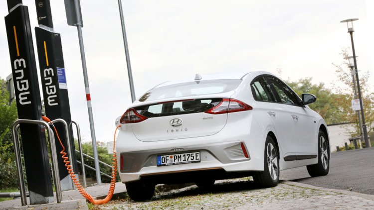 Elektromobilität: Die E-Auto-Revolution kommt - aber Deutschland hinkt hinterher