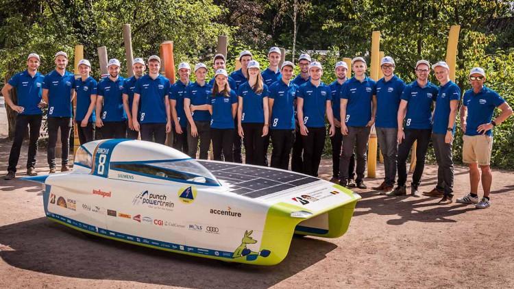 Punch Powertrain Solar Team: Cromax-lackiertes Fahrzeug für Bridgestone World Solar Challenge