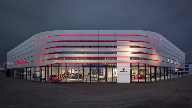 Hülpert Gruppe: Porsche-Premiere im Herzen des Ruhrgebiets