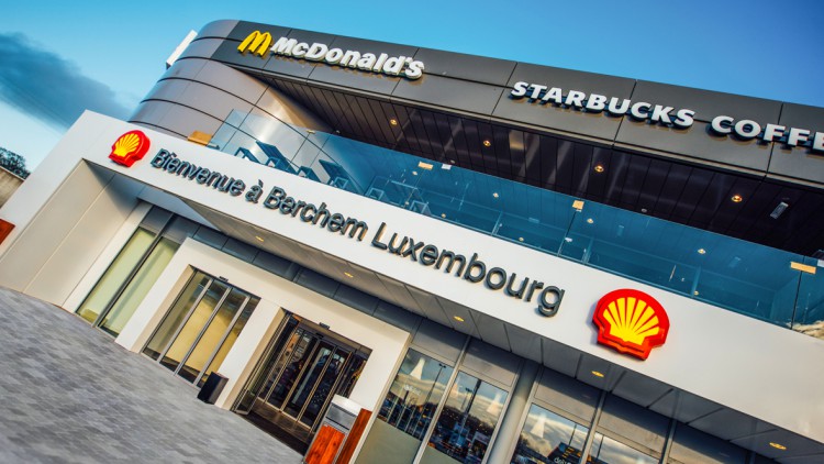 Shell proklamiert für sich, die größte Tankstelle der Welt zu besitzen