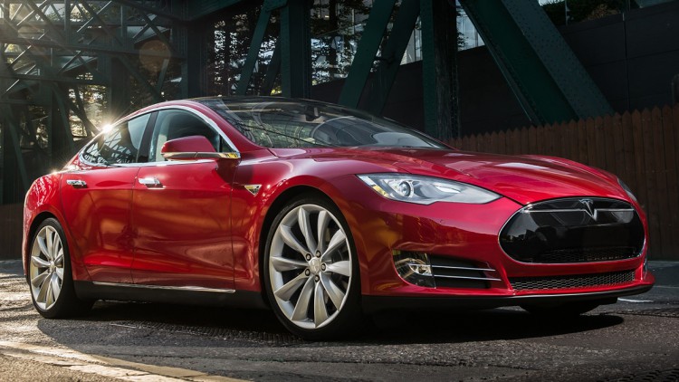 Erstes Quartal: Tesla fährt wieder hohen Verlust ein