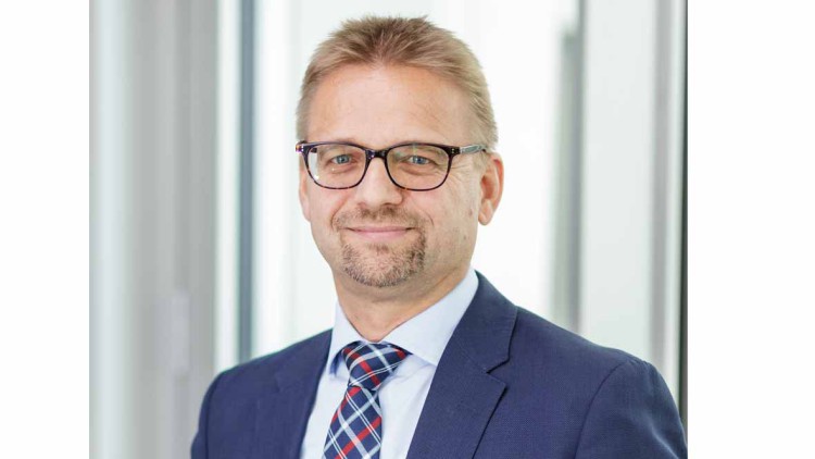 Personalie: Strauß wird neuer Total-Tankstellendirektor