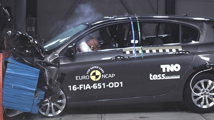 EuroNCAP-Crashtest: Drei bis vier Sterne für Fiat Tipo